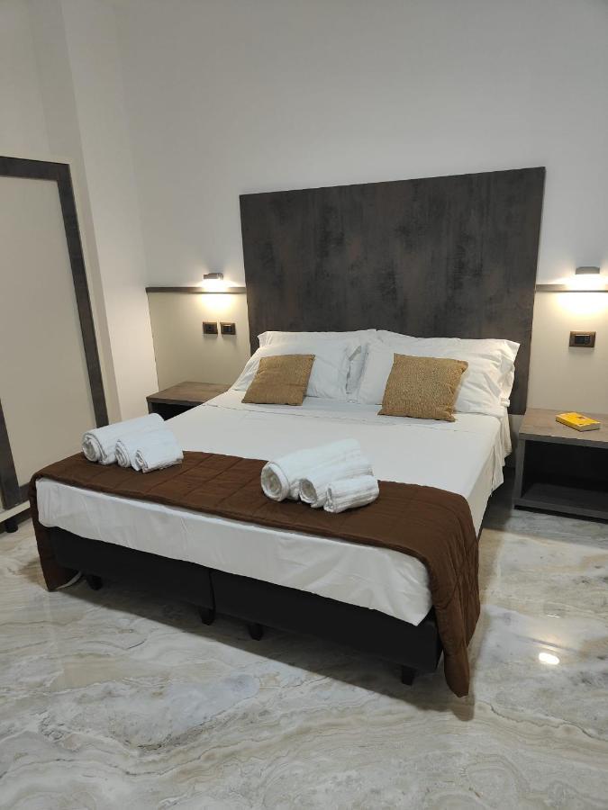 Hotel Eboli Bagian luar foto
