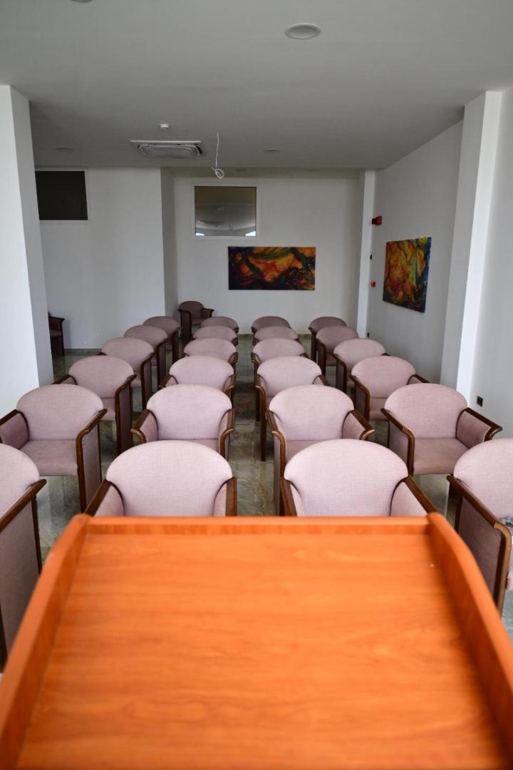 Hotel Eboli Bagian luar foto