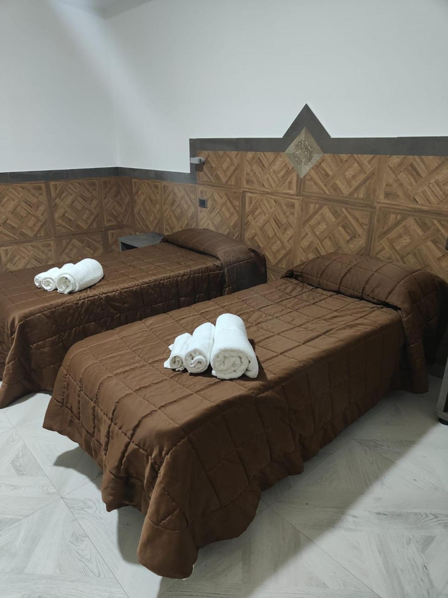 Hotel Eboli Bagian luar foto