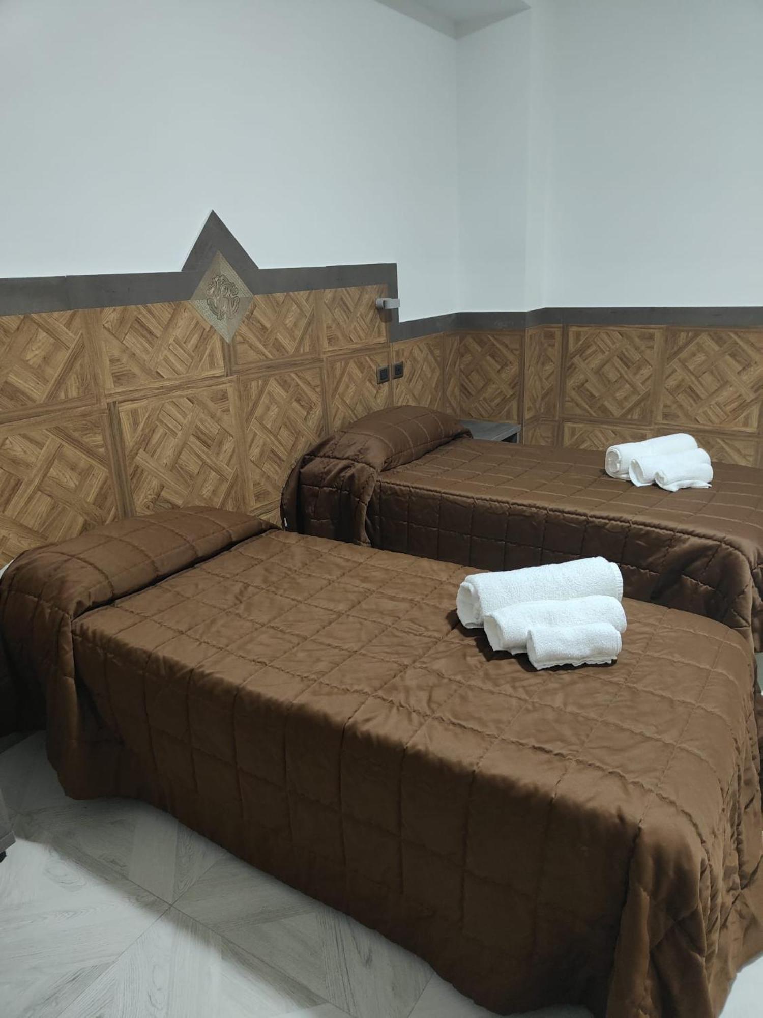 Hotel Eboli Bagian luar foto